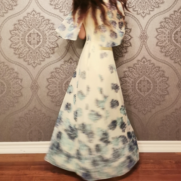 BCBG MaxAzria maxi floral print dress - Picture 4 of 8